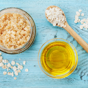 Sugar or Salt:  Which is the best for body scrubs?